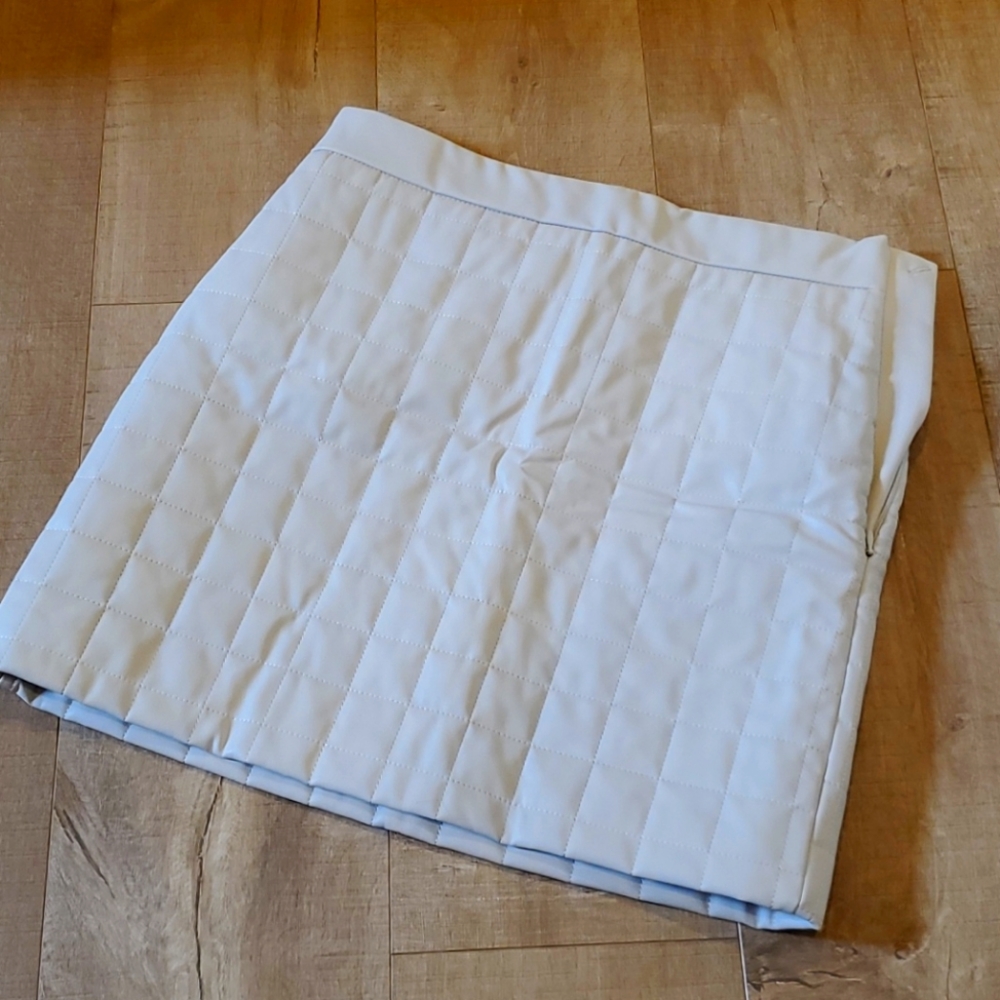 H&M Quilted mini skirt
